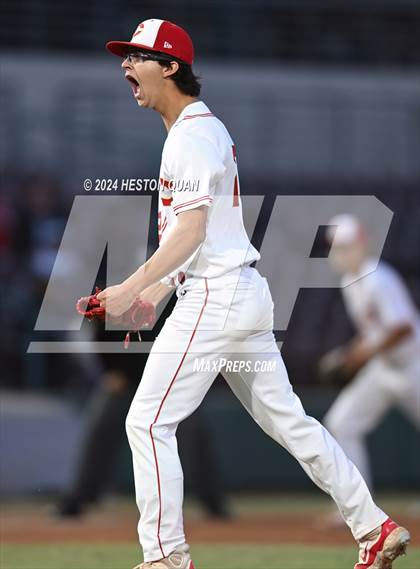 Thumbnail 1 in Corona vs. Harvard-Westlake (CIF-SS D1 Final) photogallery.