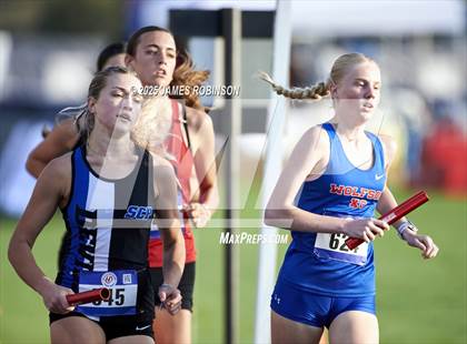 Thumbnail 3 in Bob Hayes Invitational (4x1600) photogallery.