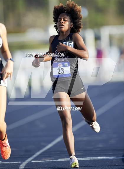 Thumbnail 1 in Bob Hayes Invitational (4x1600) photogallery.