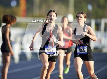 Thumbnail 2 in Bob Hayes Invitational (4x1600) photogallery.