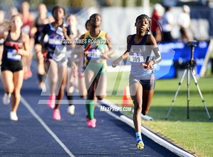 Thumbnail 3 in Bob Hayes Invitational (4x1600) photogallery.