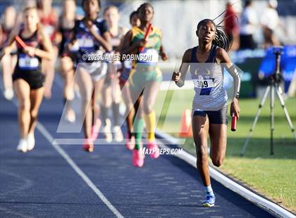 Thumbnail 1 in Bob Hayes Invitational (4x1600) photogallery.
