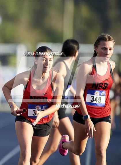 Thumbnail 1 in Bob Hayes Invitational (4x1600) photogallery.
