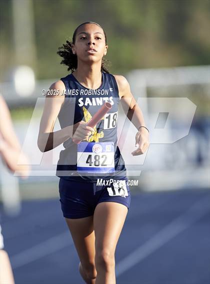 Thumbnail 3 in Bob Hayes Invitational (4x1600) photogallery.