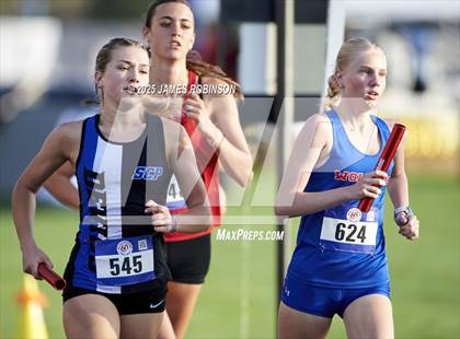 Thumbnail 3 in Bob Hayes Invitational (4x1600) photogallery.