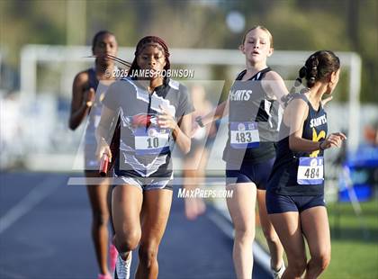 Thumbnail 3 in Bob Hayes Invitational (4x1600) photogallery.
