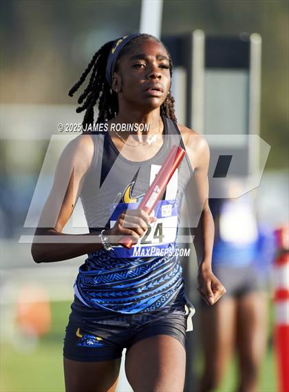 Thumbnail 2 in Bob Hayes Invitational (4x1600) photogallery.