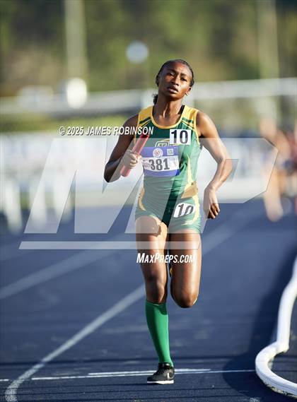 Thumbnail 1 in Bob Hayes Invitational (4x1600) photogallery.