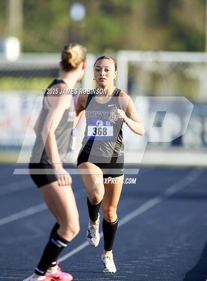 Thumbnail 3 in Bob Hayes Invitational (4x1600) photogallery.