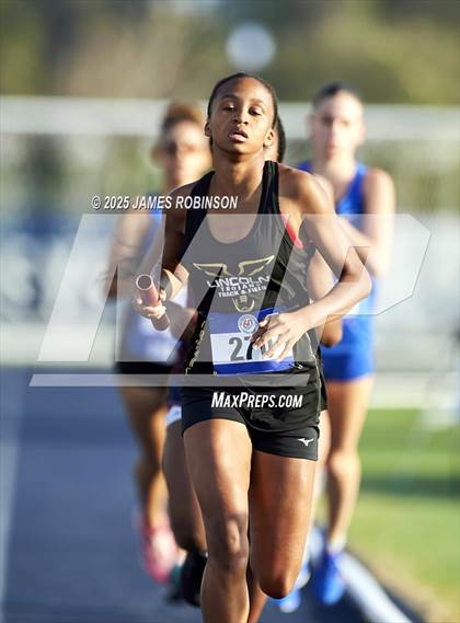 Thumbnail 3 in Bob Hayes Invitational (4x1600) photogallery.