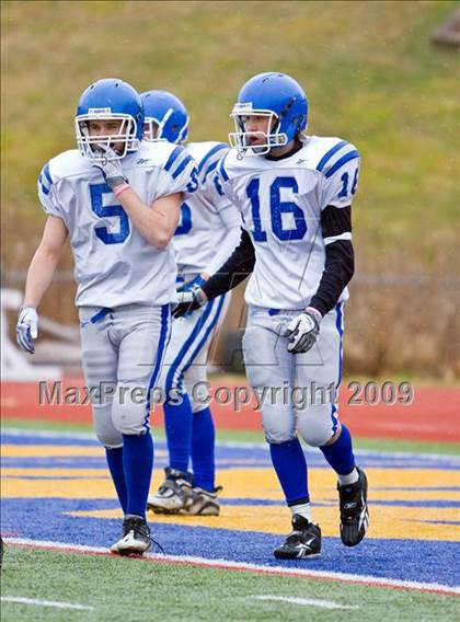Thumbnail 1 in Clinton vs Narragansett (MIAA Division III Central Final) photogallery.