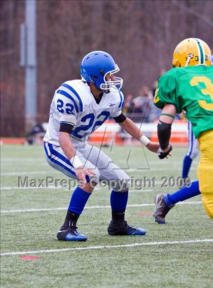 Thumbnail 3 in Clinton vs Narragansett (MIAA Division III Central Final) photogallery.