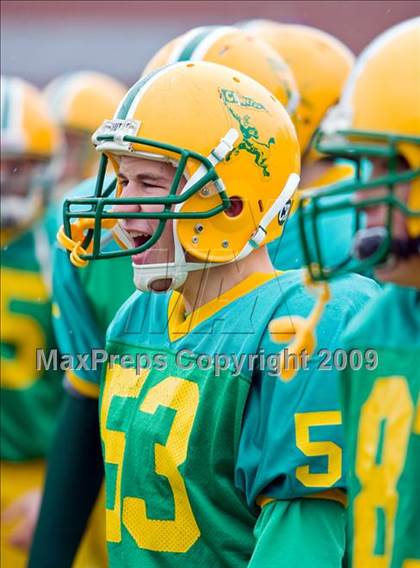 Thumbnail 1 in Clinton vs Narragansett (MIAA Division III Central Final) photogallery.