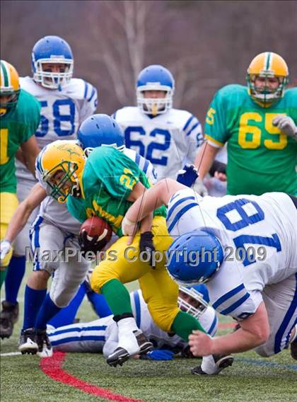 Thumbnail 2 in Clinton vs Narragansett (MIAA Division III Central Final) photogallery.