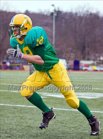 Thumbnail 3 in Clinton vs Narragansett (MIAA Division III Central Final) photogallery.
