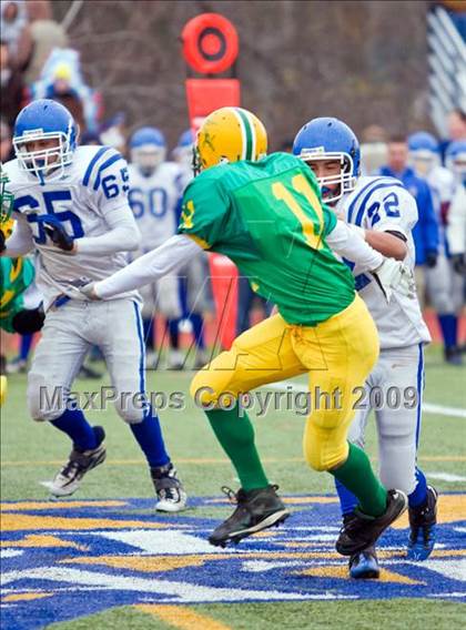 Thumbnail 1 in Clinton vs Narragansett (MIAA Division III Central Final) photogallery.