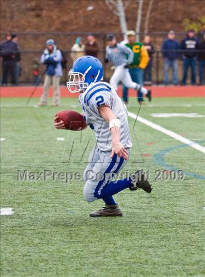 Thumbnail 2 in Clinton vs Narragansett (MIAA Division III Central Final) photogallery.