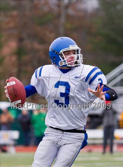 Thumbnail 3 in Clinton vs Narragansett (MIAA Division III Central Final) photogallery.