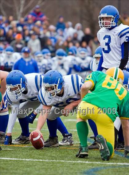 Thumbnail 1 in Clinton vs Narragansett (MIAA Division III Central Final) photogallery.