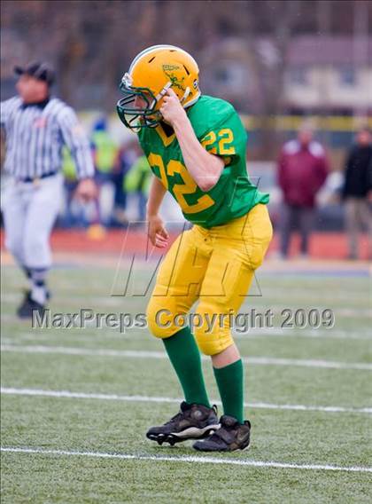 Thumbnail 1 in Clinton vs Narragansett (MIAA Division III Central Final) photogallery.