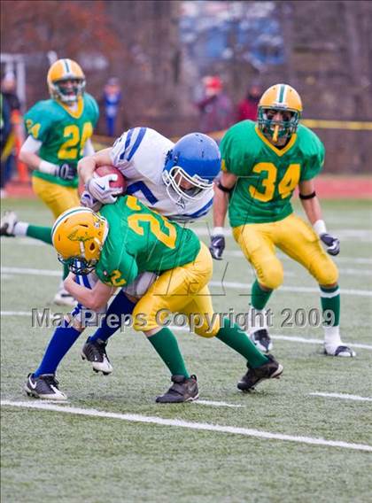 Thumbnail 2 in Clinton vs Narragansett (MIAA Division III Central Final) photogallery.