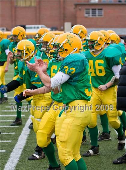 Thumbnail 1 in Clinton vs Narragansett (MIAA Division III Central Final) photogallery.