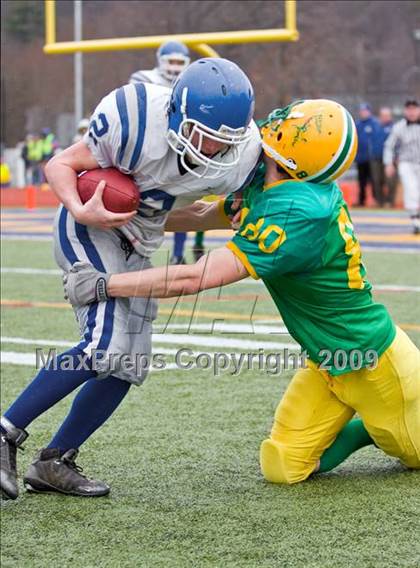 Thumbnail 2 in Clinton vs Narragansett (MIAA Division III Central Final) photogallery.
