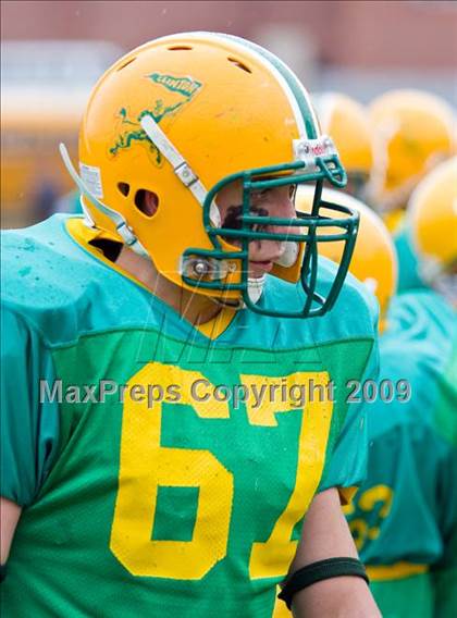 Thumbnail 2 in Clinton vs Narragansett (MIAA Division III Central Final) photogallery.