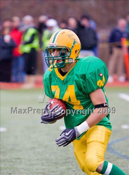 Thumbnail 1 in Clinton vs Narragansett (MIAA Division III Central Final) photogallery.