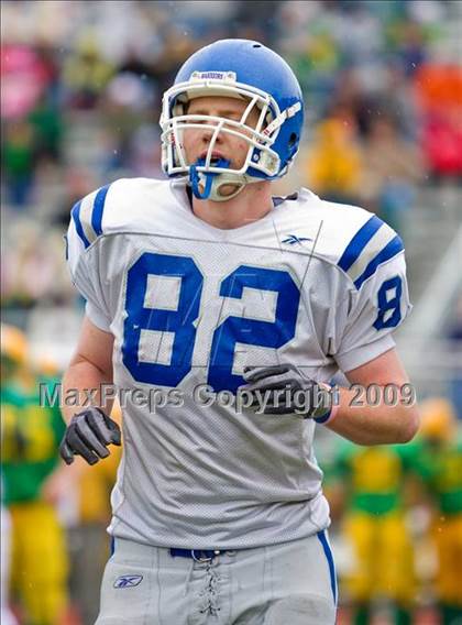 Thumbnail 3 in Clinton vs Narragansett (MIAA Division III Central Final) photogallery.