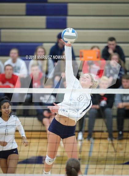 Thumbnail 1 in Romeo @ Stoney Creek (MHSAA District Semifinal) photogallery.