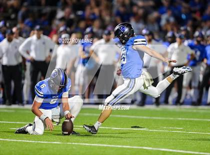 Thumbnail 3 in Mustang @ Deer Creek photogallery.