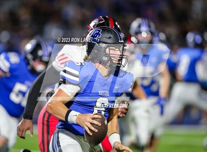 Thumbnail 1 in Mustang @ Deer Creek photogallery.