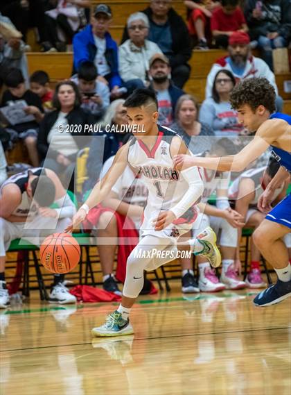 Thumbnail 1 in Mount Vernon Christian vs. Taholah (WIAA 1B Regional Playoff) photogallery.