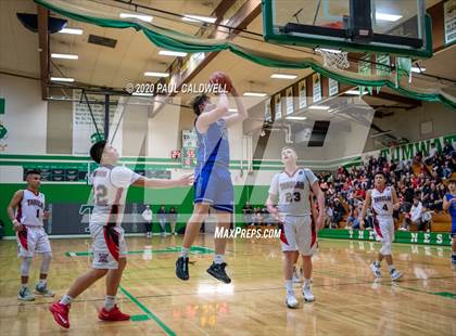 Thumbnail 2 in Mount Vernon Christian vs. Taholah (WIAA 1B Regional Playoff) photogallery.