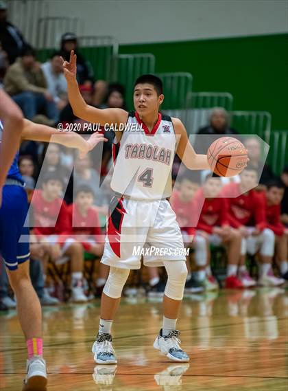 Thumbnail 1 in Mount Vernon Christian vs. Taholah (WIAA 1B Regional Playoff) photogallery.