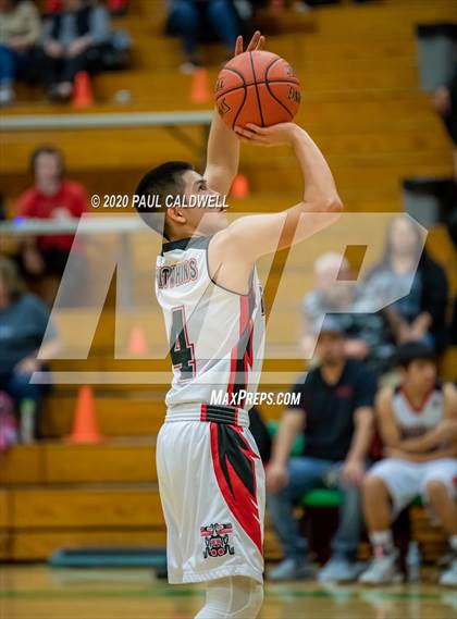 Thumbnail 1 in Mount Vernon Christian vs. Taholah (WIAA 1B Regional Playoff) photogallery.