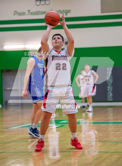 Thumbnail 3 in Mount Vernon Christian vs. Taholah (WIAA 1B Regional Playoff) photogallery.