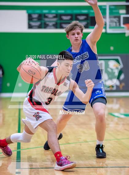 Thumbnail 3 in Mount Vernon Christian vs. Taholah (WIAA 1B Regional Playoff) photogallery.