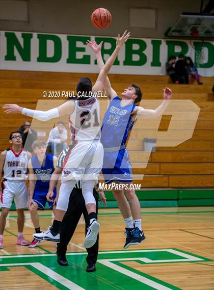Thumbnail 3 in Mount Vernon Christian vs. Taholah (WIAA 1B Regional Playoff) photogallery.