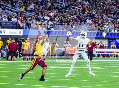 Thumbnail 3 in Roosevelt vs. Garfield (The East Los Angeles Classic) photogallery.