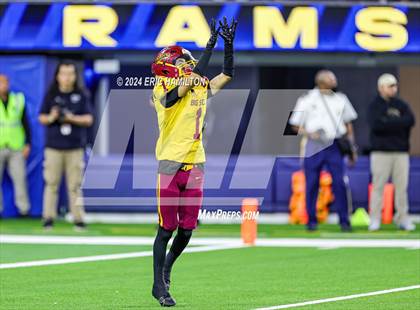 Thumbnail 1 in Roosevelt vs. Garfield (The East Los Angeles Classic) photogallery.