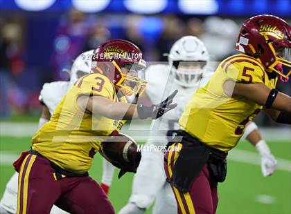Thumbnail 2 in Roosevelt vs. Garfield (The East Los Angeles Classic) photogallery.