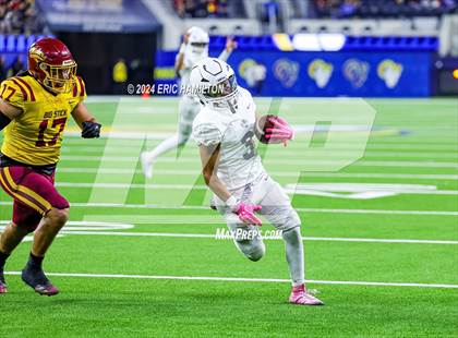 Thumbnail 2 in Roosevelt vs. Garfield (The East Los Angeles Classic) photogallery.