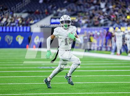 Thumbnail 3 in Roosevelt vs. Garfield (The East Los Angeles Classic) photogallery.