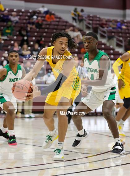 Thumbnail 3 in Tatum vs. Madison (UIL 3A Regional Finals) photogallery.