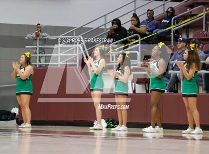 Thumbnail 2 in Tatum vs. Madison (UIL 3A Regional Finals) photogallery.