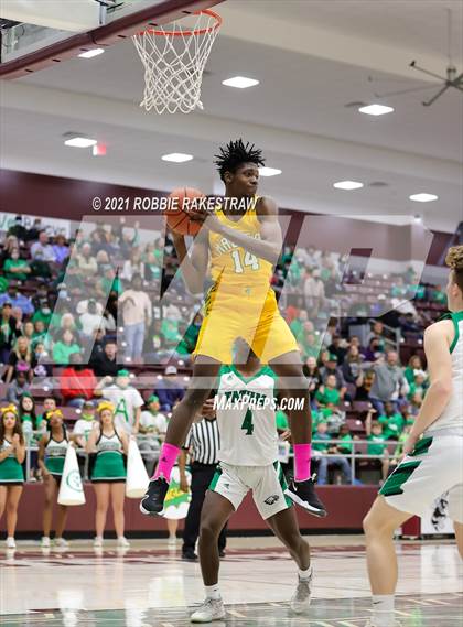 Thumbnail 1 in Tatum vs. Madison (UIL 3A Regional Finals) photogallery.