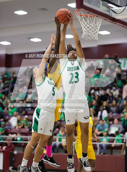 Thumbnail 1 in Tatum vs. Madison (UIL 3A Regional Finals) photogallery.