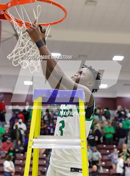 Thumbnail 2 in Tatum vs. Madison (UIL 3A Regional Finals) photogallery.